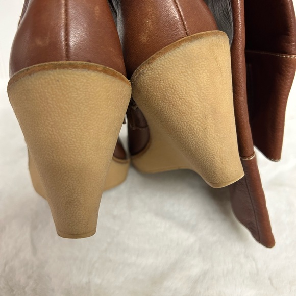 Johnston & Murphy Knee Tall Wedge Boots - Picture 4 of 11